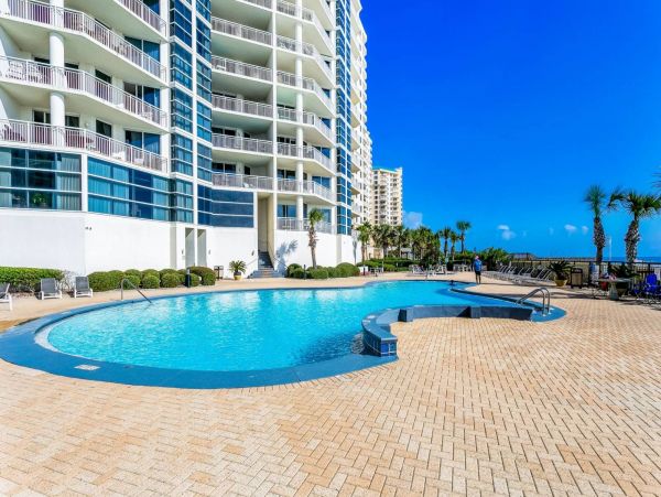 Breathtaking Views & Sunsets Three Bedroom Condo in Pensacola Beach