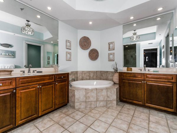 Pensacola Beach Condo 1023947