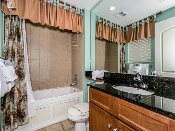 Pensacola Beach Condo 1023949