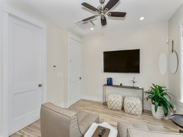 Pensacola Beach Condo 1023972