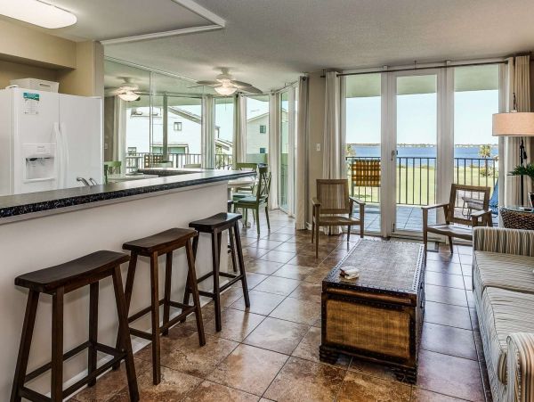 Pensacola Beach Condo 1023977