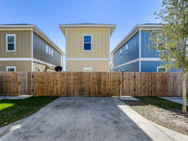 Pensacola Beach Home 1023979