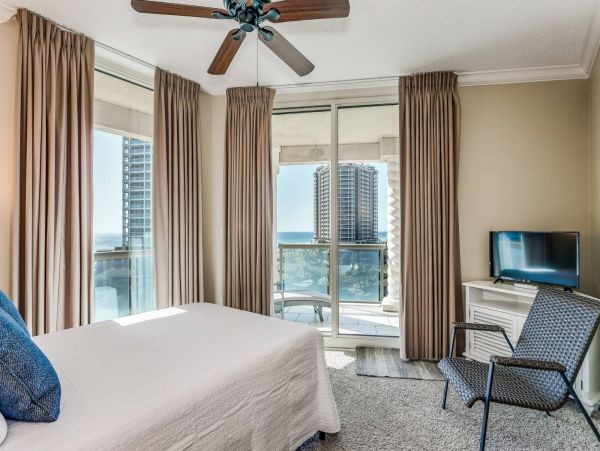 Pensacola Beach Condo 1023982