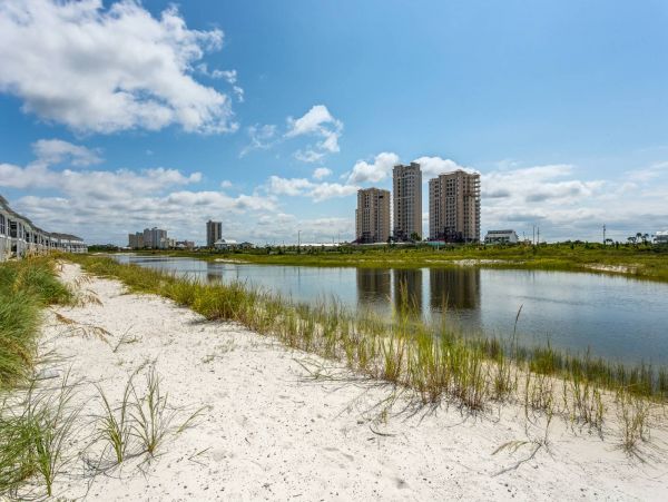 Pensacola Vacation Duplex Three Bedroom Walk to Beach