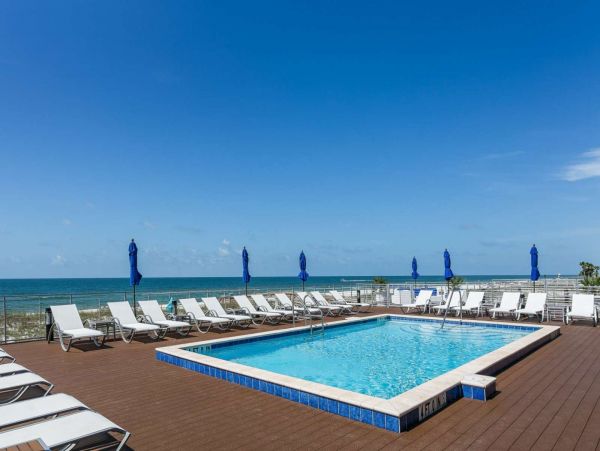 Pensacola Vacation Duplex Three Bedroom Walk to Beach