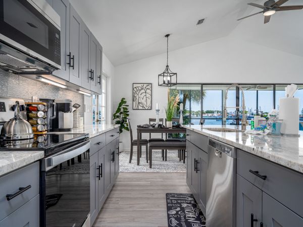 Fort Myers Vacation Pool Home Four Bedroom