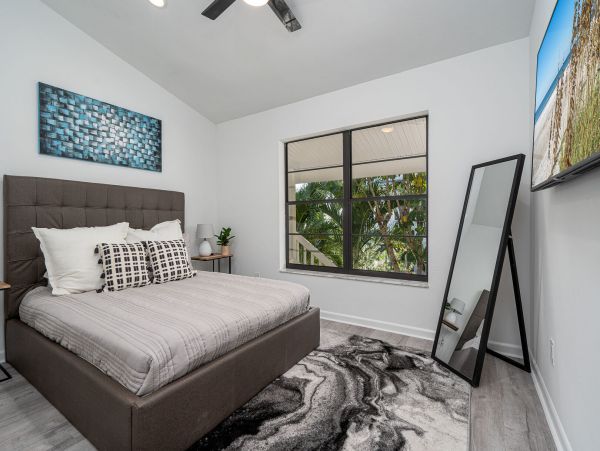 Fort Myers Vacation Pool Home Four Bedroom