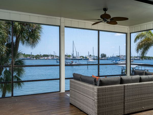 Fort Myers Vacation Pool Home Four Bedroom