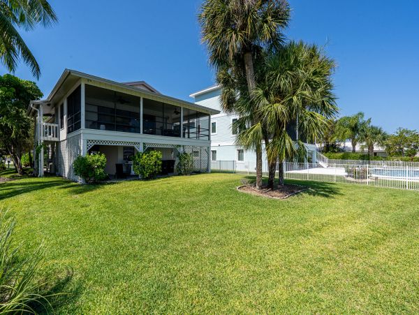 Fort Myers Vacation Pool Home Four Bedroom