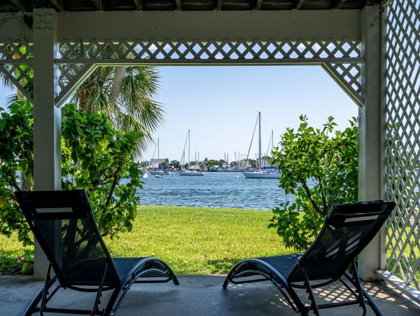 Fort Myers Vacation Pool Home Four Bedroom