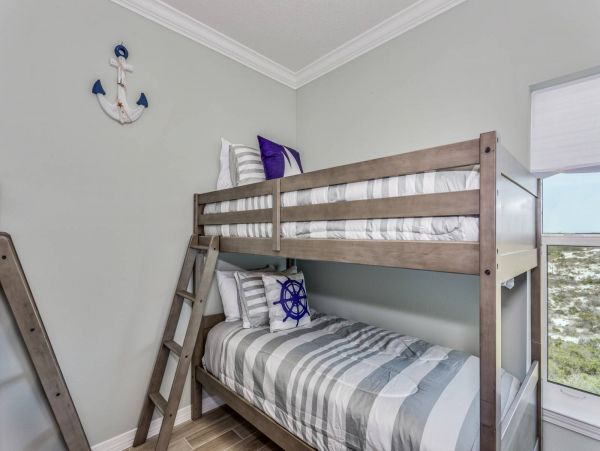 Pensacola Beach Condo 1023987