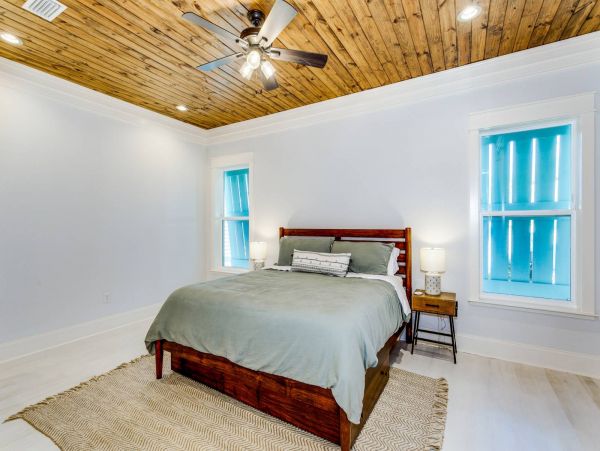 Pensacola Beach Home 1023989
