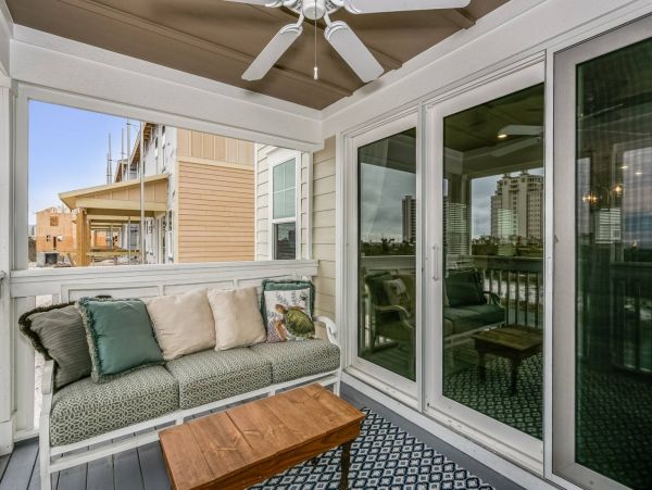 Pensacola Beach Condo 1023993