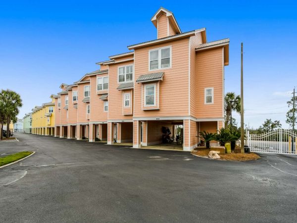 Pensacola Beach Condo 1023995