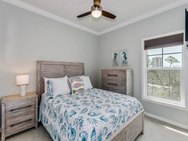 Pensacola Beach Condo 1023997