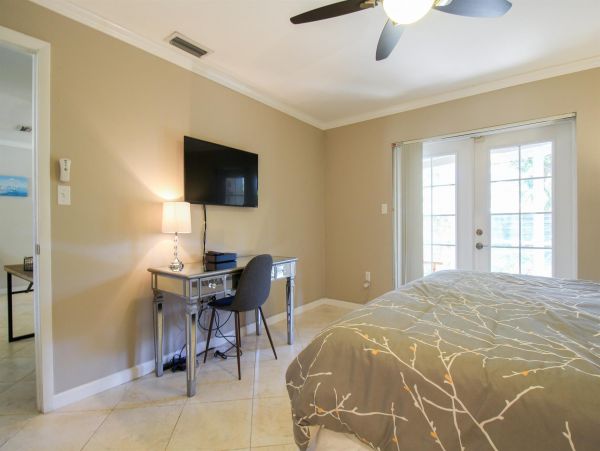 Sarasota Home 1024003