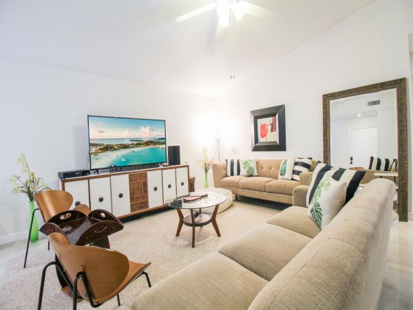 Sarasota Home 1024007