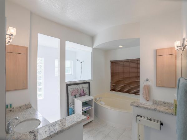 Sarasota Home 1024010