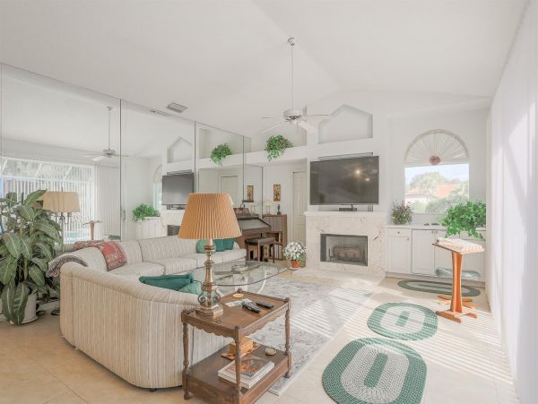 Sarasota Home 1024010