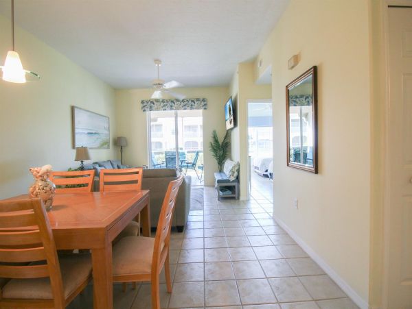Lovely 2 Bedroom Vacation Rental in Sarasota