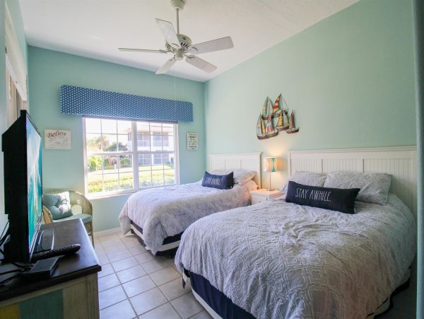 Lovely 2 Bedroom Vacation Rental in Sarasota
