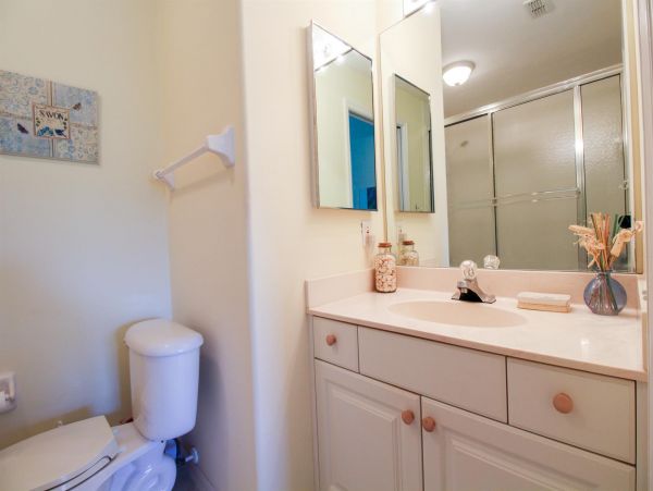 Lovely 2 Bedroom Vacation Rental in Sarasota
