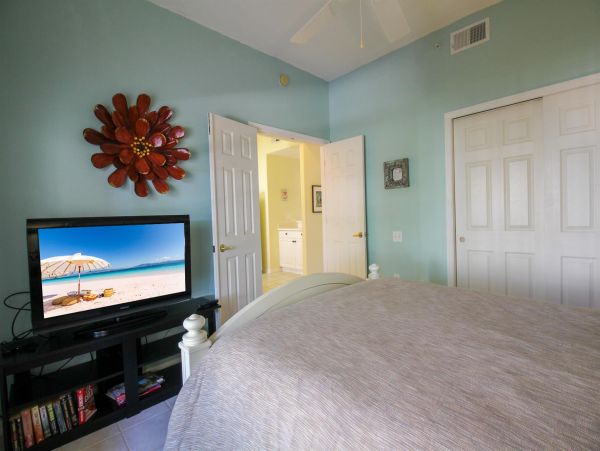 Lovely 2 Bedroom Vacation Rental in Sarasota
