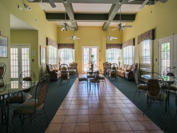 Lovely 2 Bedroom Vacation Rental in Sarasota