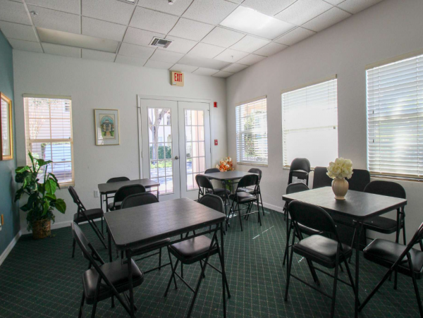 Lovely 2 Bedroom Vacation Rental in Sarasota