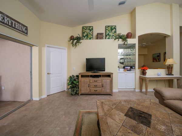 Sarasota Condo 1024016