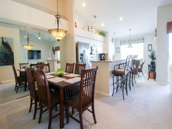 Sarasota Vacation Rental: Family-Friendly Lakefront Condo