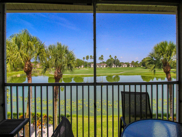 Sarasota Vacation Rental: Family-Friendly Lakefront Condo