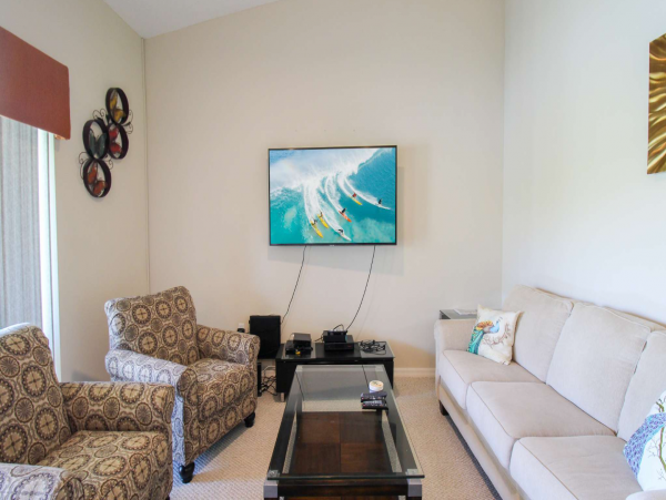 Sarasota Vacation Rental: Family-Friendly Lakefront Condo