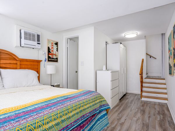 Hollywood Home 1024042