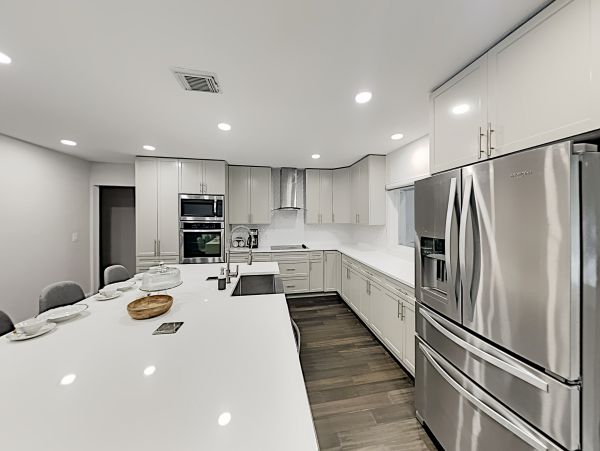 Hollywood Home 1024044