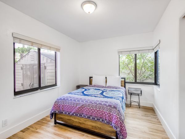 Hollywood Home 1024047