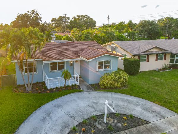 Hollywood Home 1024049