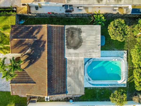 Hollywood Home 1024050