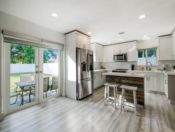 Hollywood Home 1024051