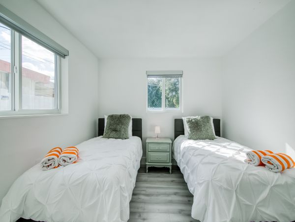 Hollywood Home 1024051