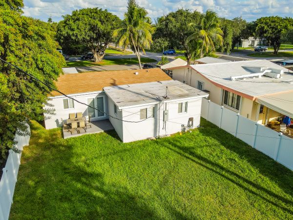 Hollywood Home 1024051