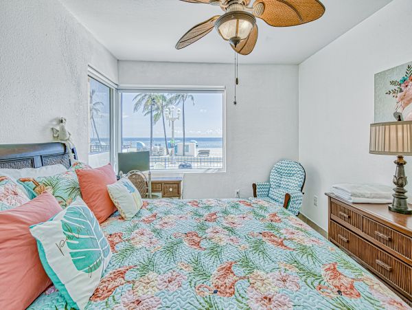 Hollywood Home 1024052