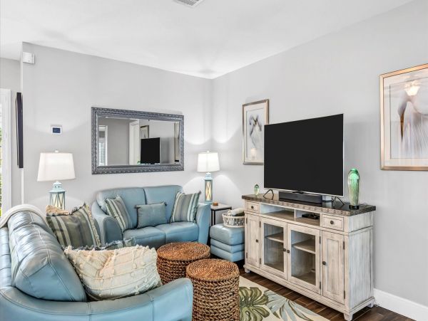 Lovely Water Vacation Home in Punta Gorda Sleeps 8 Guests