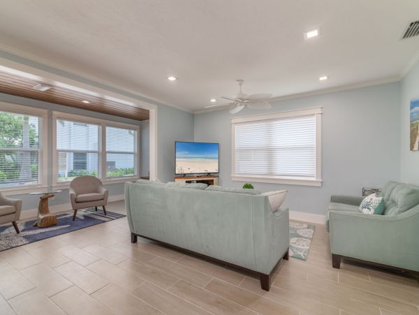 Siesta Key Vacation Condo Two Bedroom Steps to Beach
