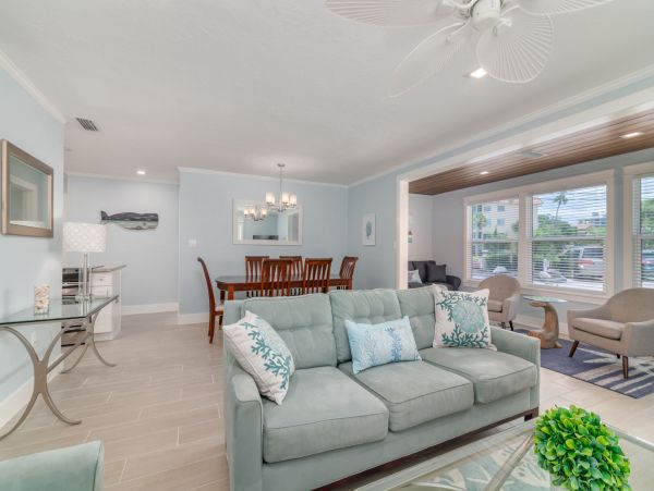 Siesta Key Vacation Condo Two Bedroom Steps to Beach