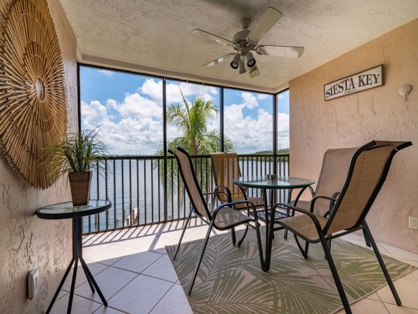 Siesta Key Condo 1024090