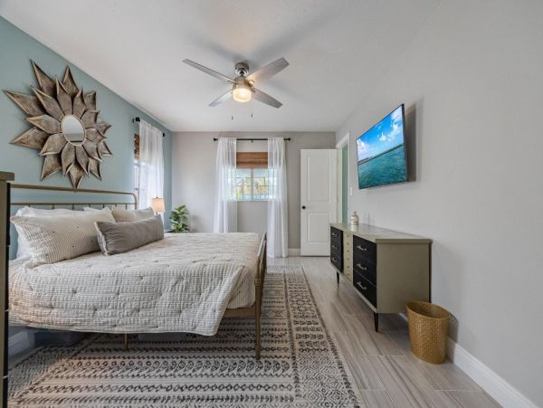Cape Coral Home 1024100