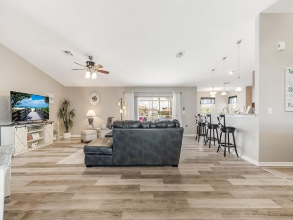 Cape Coral Home 1024101