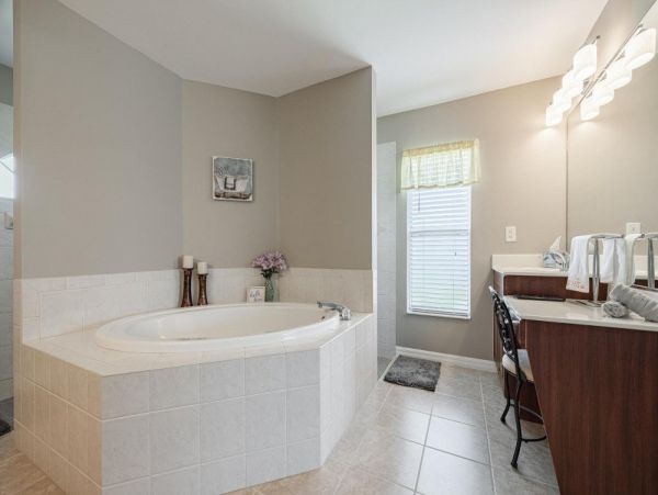 Cape Coral Home 1024101