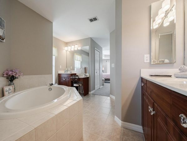Cape Coral Home 1024101